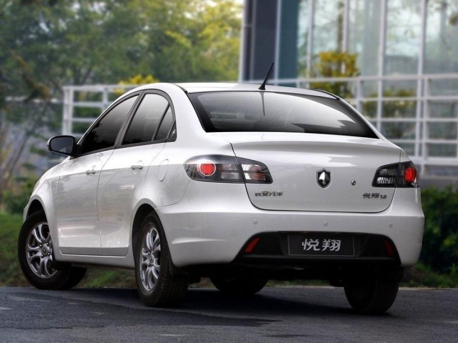 Chana Alsvin Sedan 2009 года  (фото 2 из 7)